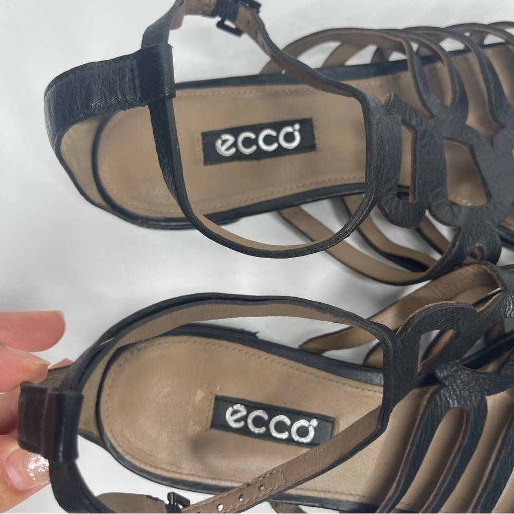 Ecco Gladiator Sandals Size 38 Black Leather Strappy Shoes Flats Comfort Shoe - Picture 8 of 16